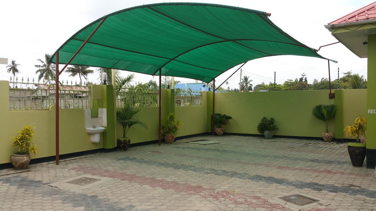 Mauya Executive Lodge Dar es Salaam Bagian luar foto